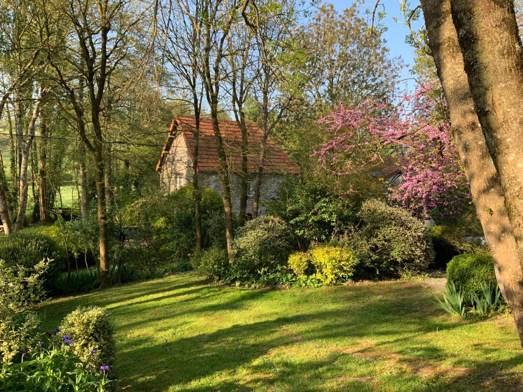 Bed and Breakfast Le Moulin De La Castellerie Moon-sur-Elle Exteriér fotografie