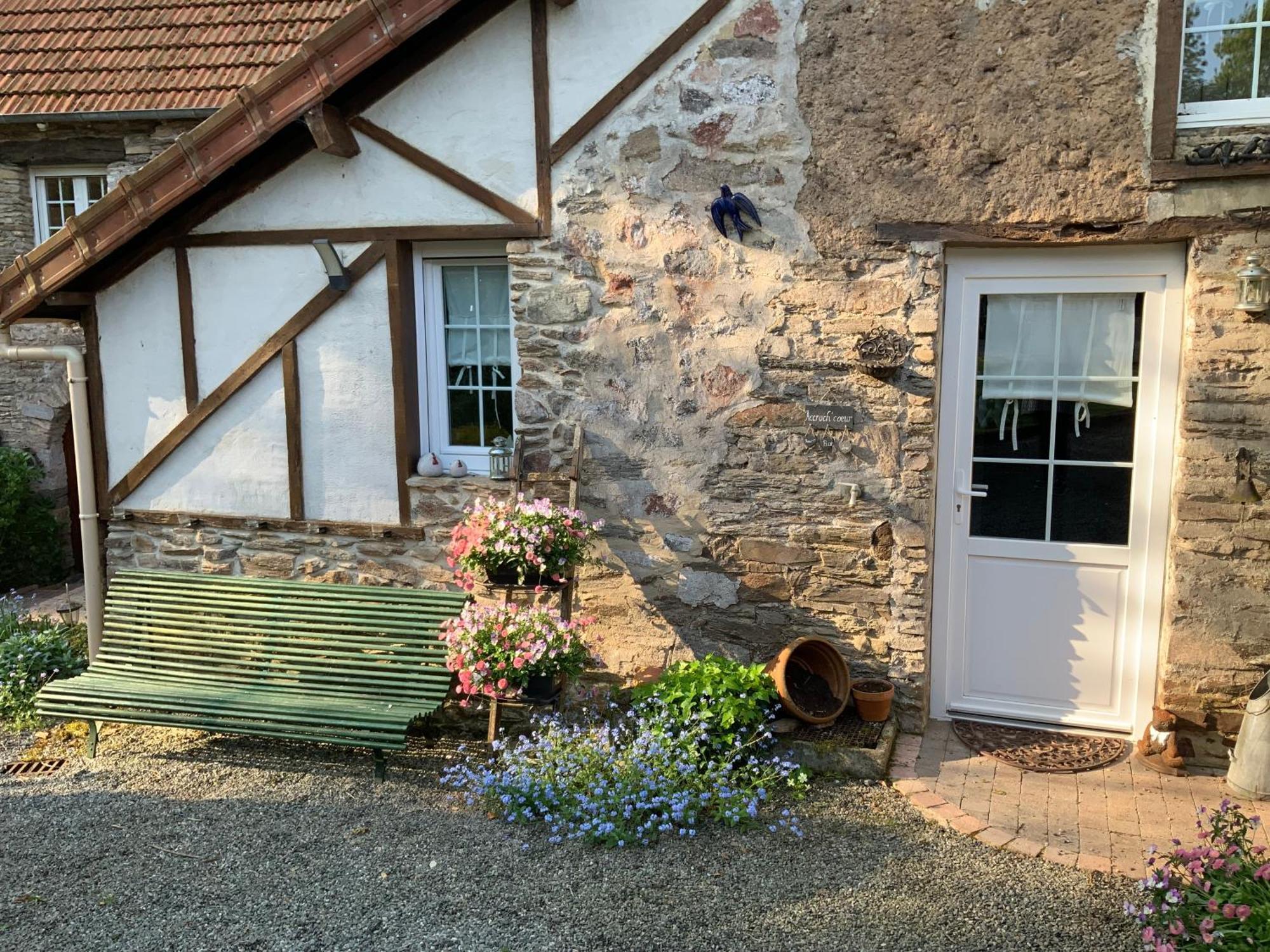 Bed and Breakfast Le Moulin De La Castellerie Moon-sur-Elle Exteriér fotografie