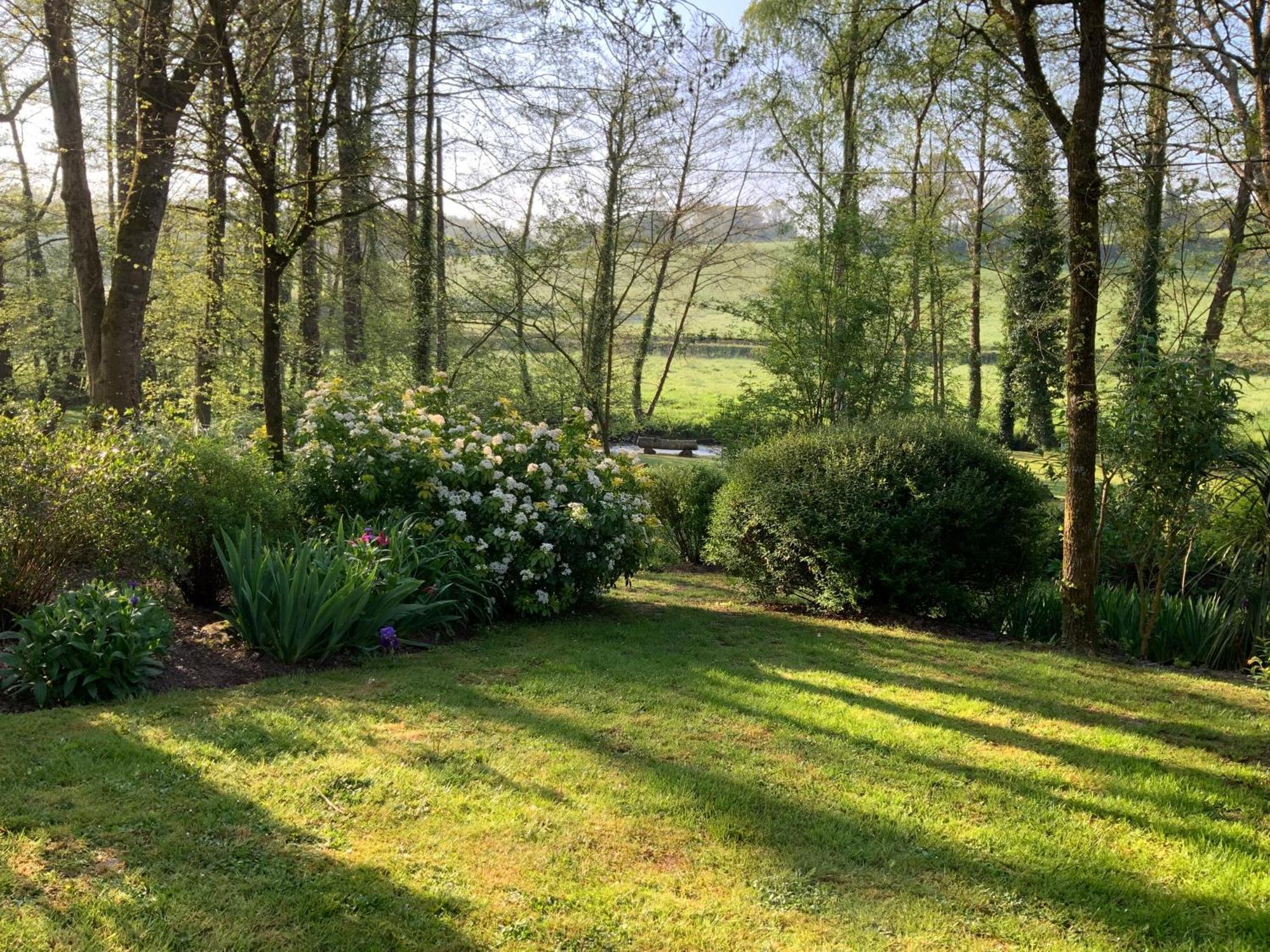 Bed and Breakfast Le Moulin De La Castellerie Moon-sur-Elle Exteriér fotografie