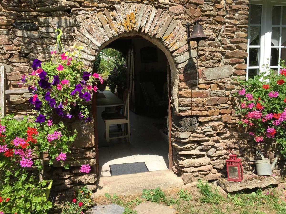 Bed and Breakfast Le Moulin De La Castellerie Moon-sur-Elle Exteriér fotografie